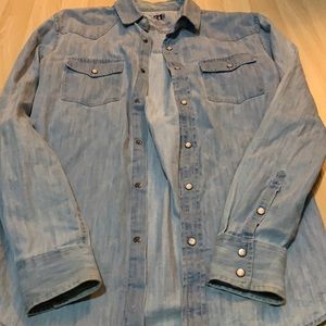 Simons Le 31 Light Wash Denim Jacket - SIZE SMALL
